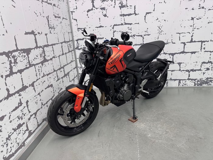 2023 Triumph Trident 660 Trident Orange