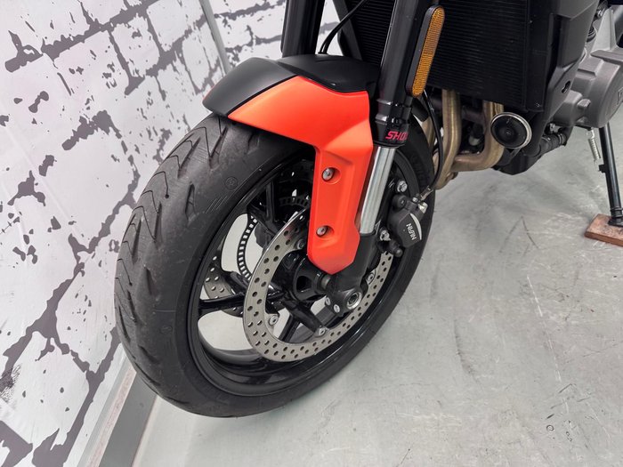 2023 Triumph Trident 660 Trident Orange