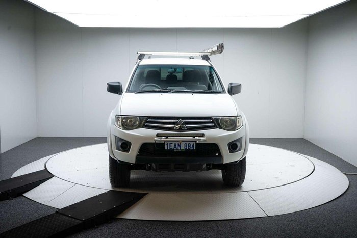 2012 Mitsubishi Triton