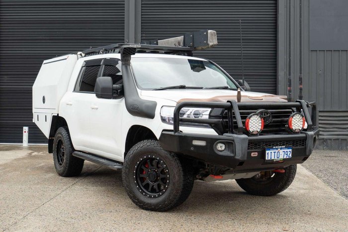 2020 Toyota Landcruiser