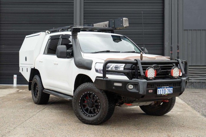 2020 Toyota Landcruiser