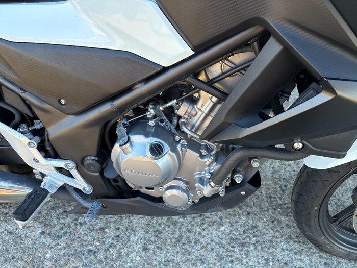 2015 Honda CB300FA (ABS) WHITE