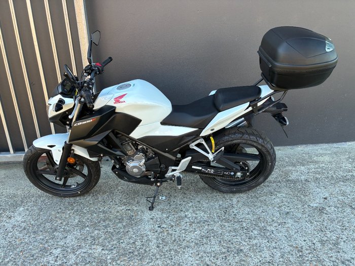 2015 Honda CB300FA (ABS) WHITE