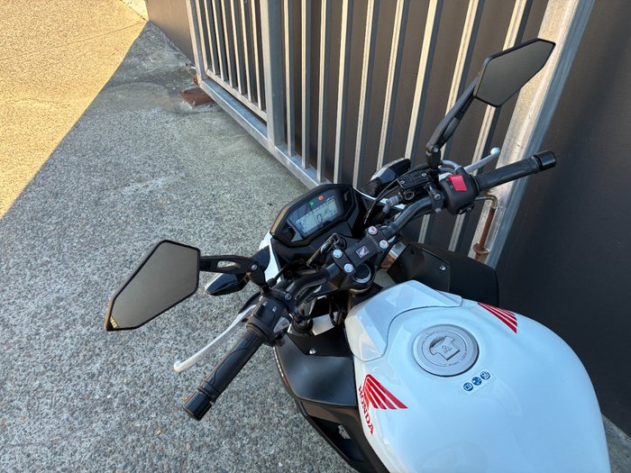 2015 Honda CB300FA (ABS) WHITE
