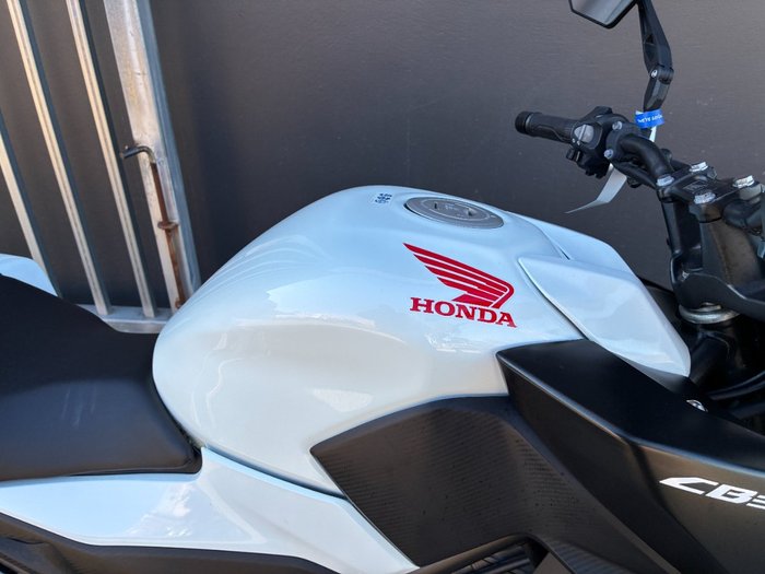 2015 Honda CB300FA (ABS) WHITE