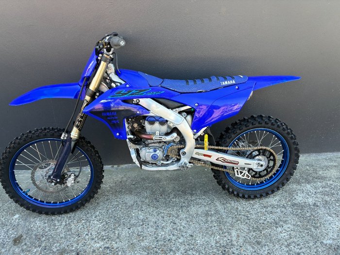 2024 Yamaha YZ250F BLUE