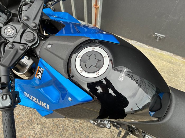 2025 Suzuki GSX-8R (GSX800FRQ) BLUE