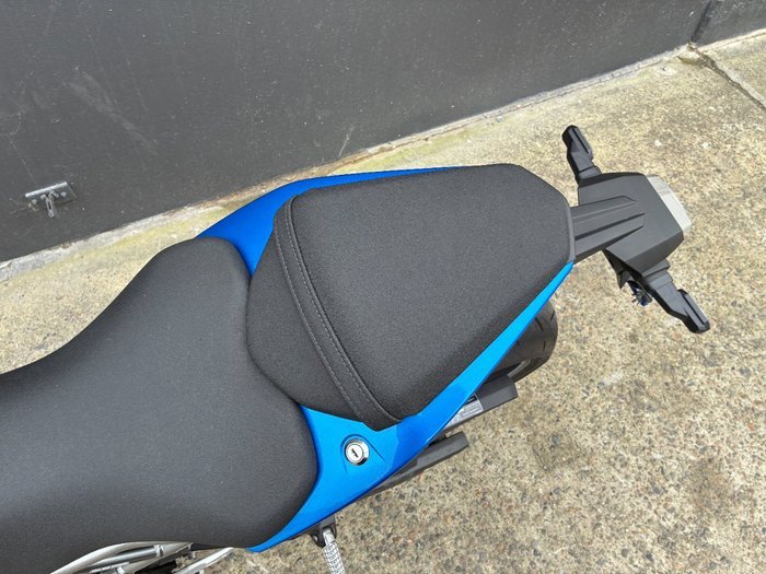 2025 Suzuki GSX-8R (GSX800FRQ) BLUE