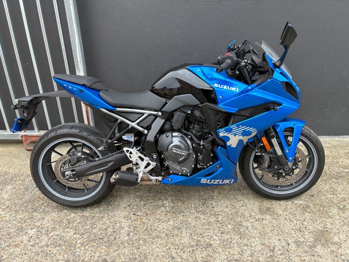 2025 Suzuki GSX-8R (GSX800FRQ) BLUE