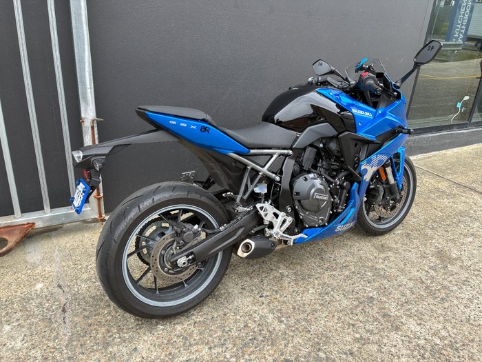 2025 Suzuki GSX-8R (GSX800FRQ) BLUE