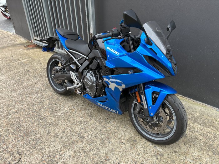 2025 Suzuki GSX-8R (GSX800FRQ) BLUE