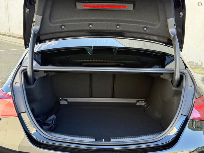 2025 Mercedes-Benz C-Class C300 AMG Line Plus Edition