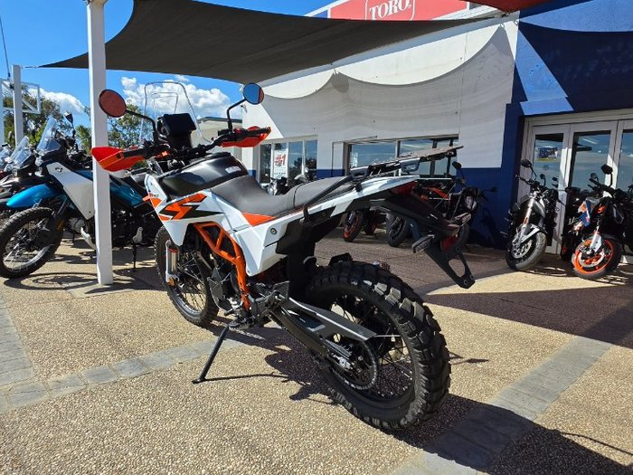 2026 Ktm 2026 KTM 390CC 390 ADVENTURE R DUAL SPORTS Orange