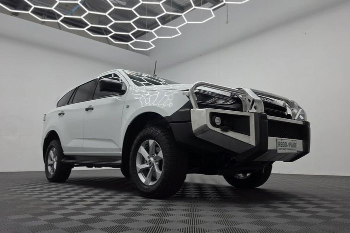 2024 Isuzu MU-X