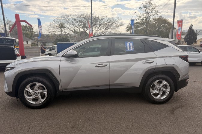 2022 HYUNDAI TUCSON (FWD)