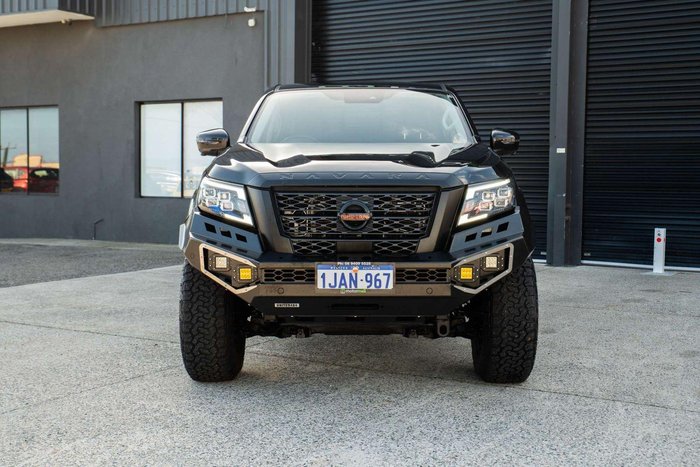 2021 Nissan Navara ST