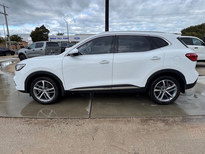 2023 MG HS Excite