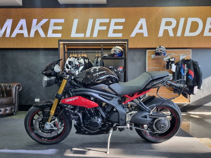 2014 Triumph SPEED TRIPLE R-ABS Black