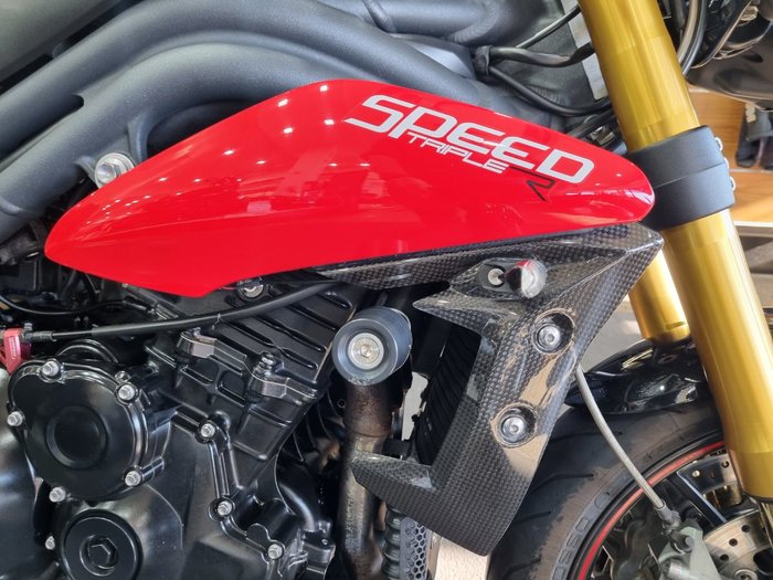 2014 Triumph SPEED TRIPLE R-ABS Black
