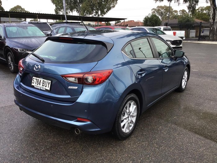 2017 Mazda 3 Maxx