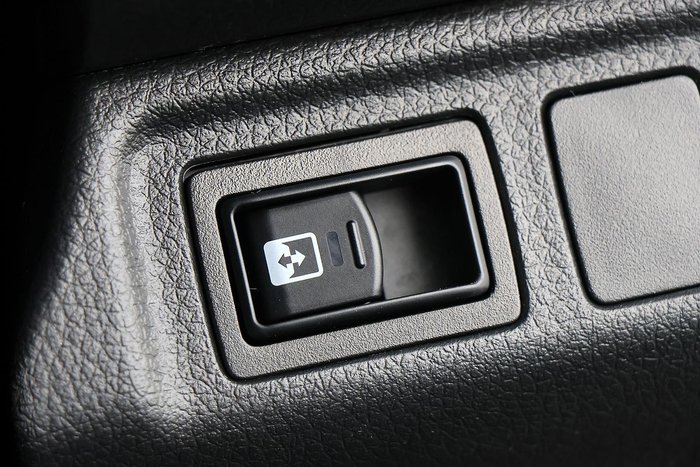 2021 Nissan Navara ST-X D23 MY21 4x2 Burning Red