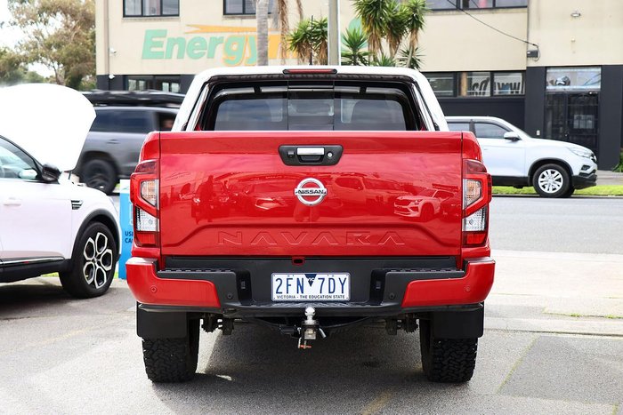 2021 Nissan Navara ST-X