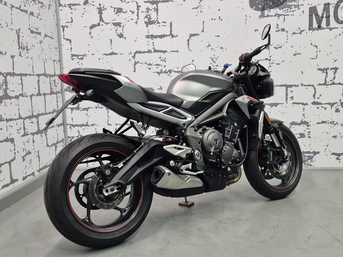 2022 Triumph Street Triple R 765 Street Triple Silver