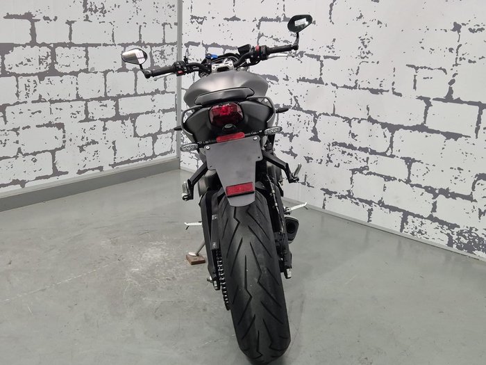 2022 Triumph Street Triple R 765 Street Triple Silver