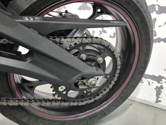 2022 Triumph Street Triple R 765 Street Triple Silver
