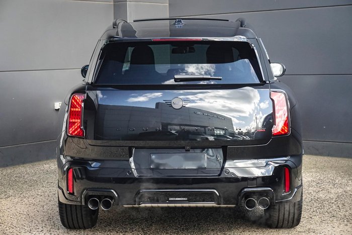 2026 MINI Countryman JCW Favoured