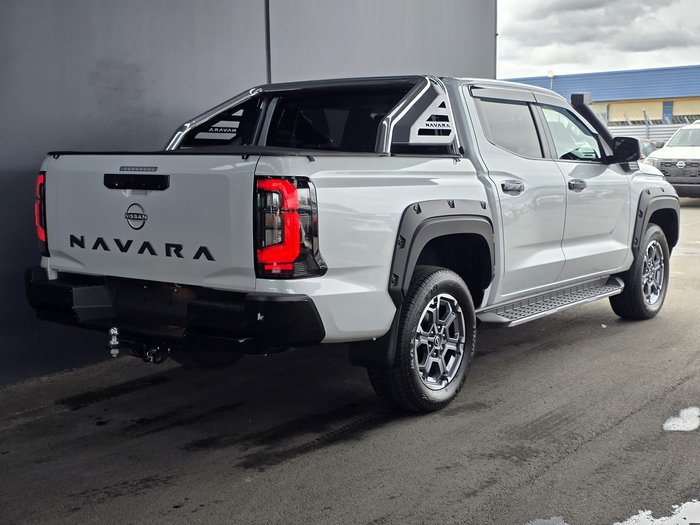 2025 Nissan Navara ST-X