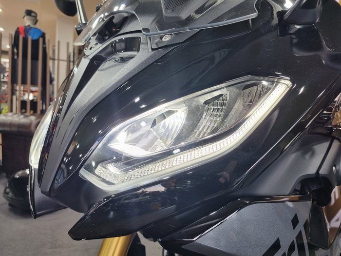 2023 BMW Motorrad R 1250 RS TRIPLE BLACK BLACK STORM METALLIC