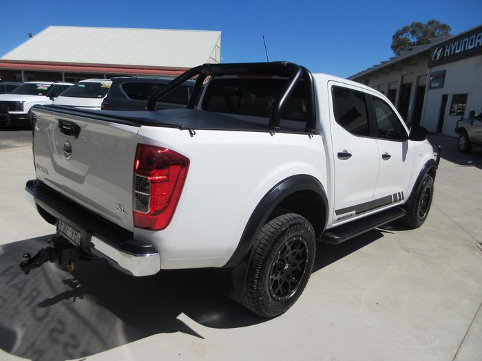 2019 Nissan Navara SL
