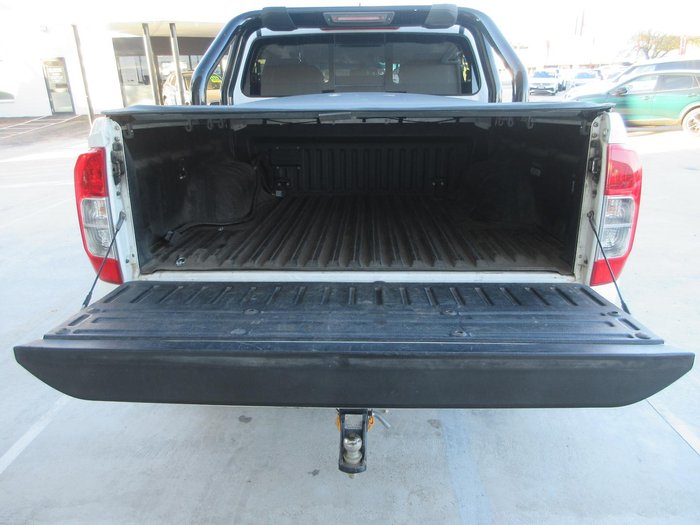 2019 Nissan Navara SL