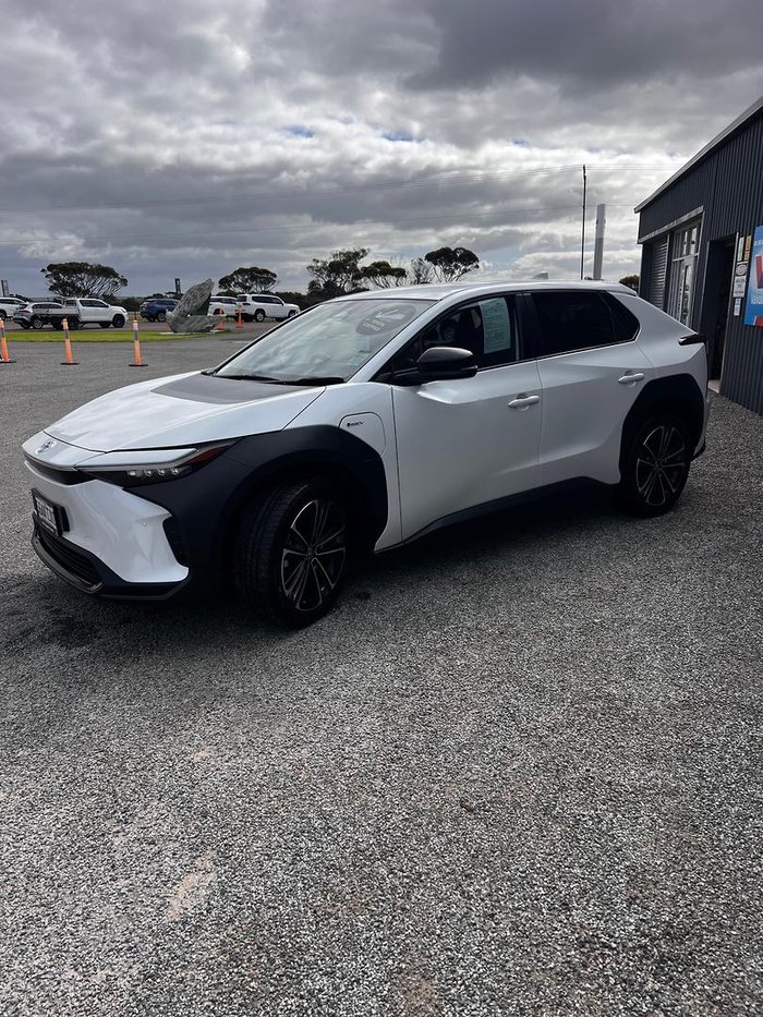 2024 Toyota bZ4X