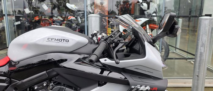2025 CFMOTO 675SR-R SR Grey