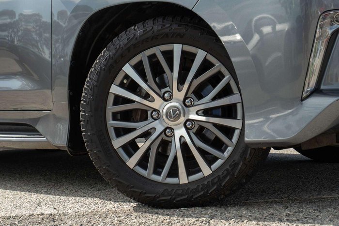 2018 Lexus LX 570
