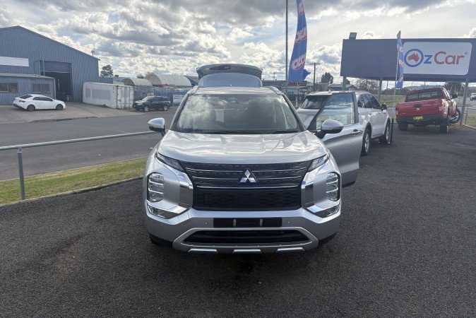 2024 MITSUBISHI OUTLANDER