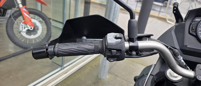 2023 Suzuki V-Strom 650XT LAMS (DL650XAUE) V-Strom Black