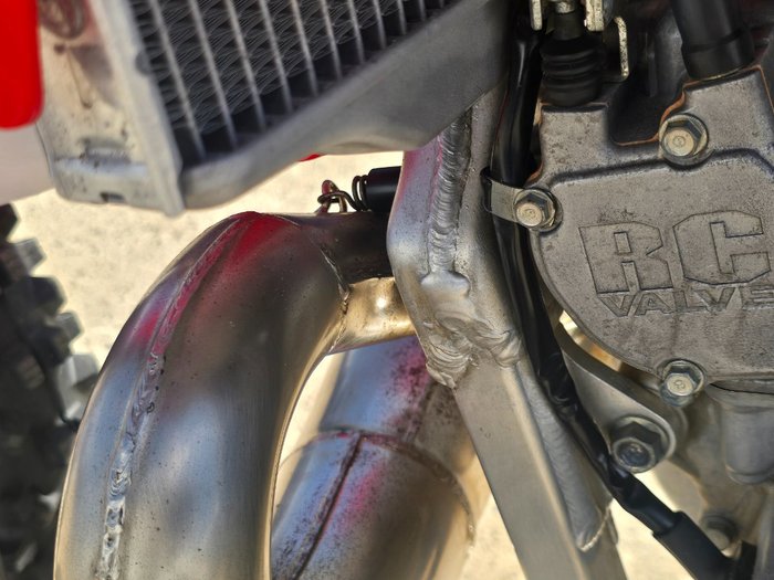 2006 Honda CR250R Red
