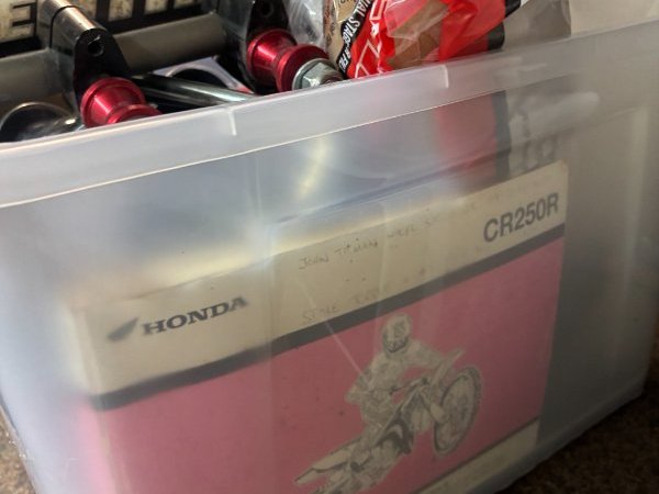 2006 Honda CR250R Red