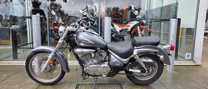 2012 Suzuki Intruder 250LC (VL250) Intruder Silver