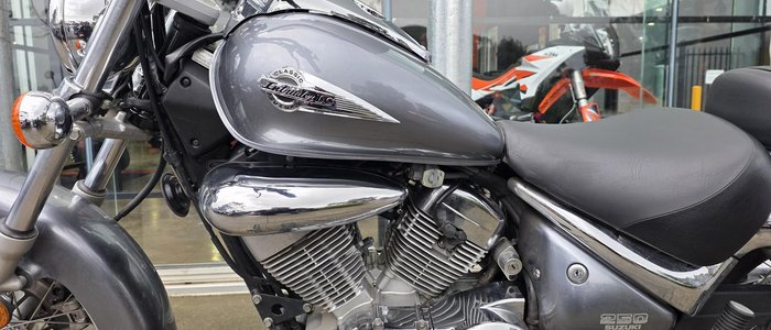 2012 Suzuki Intruder 250LC (VL250) Intruder Silver
