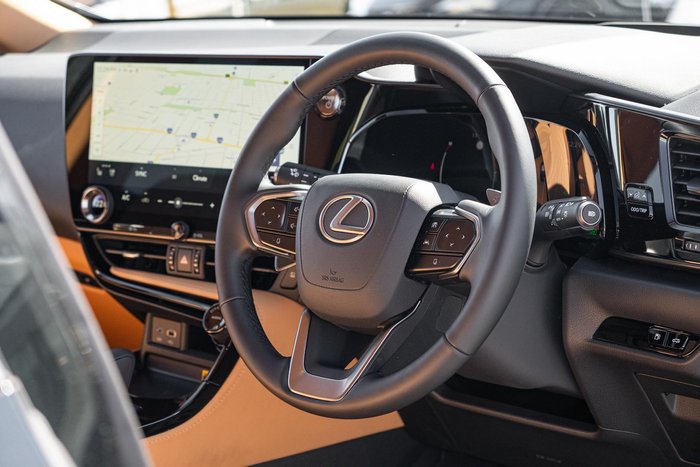 2026 Lexus NX 350h Sports Luxury