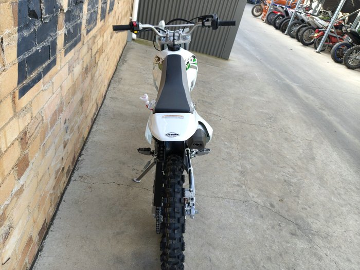 2027 KAWASAKI KLX140RL MINI BIKE WHITE