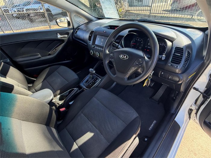 2017 KIA CERATO S