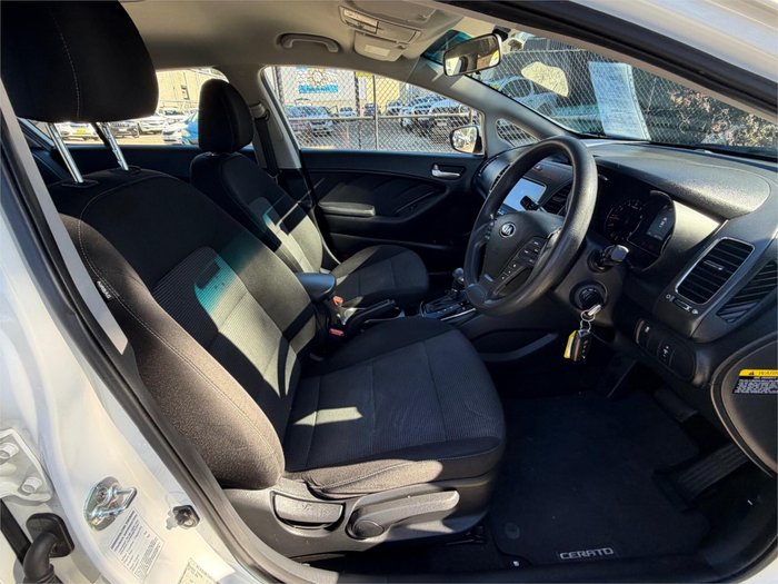 2017 KIA CERATO S
