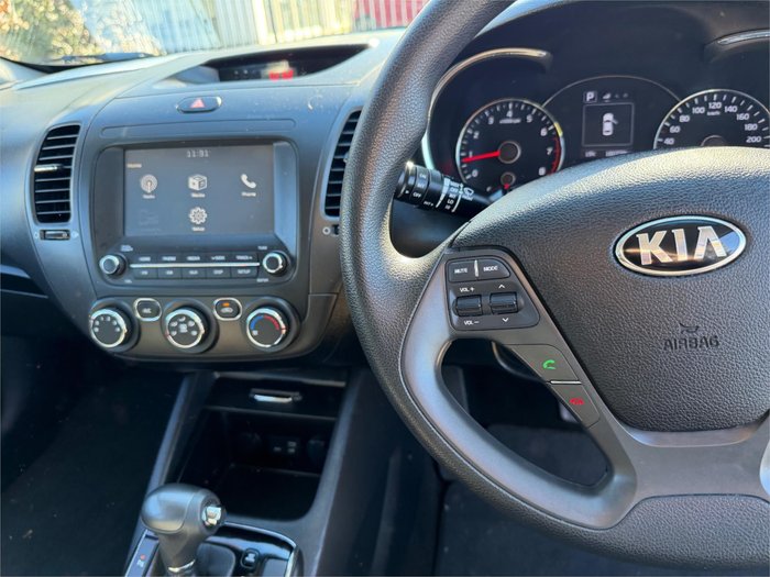 2017 KIA CERATO S