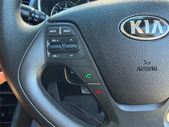 2017 KIA CERATO S