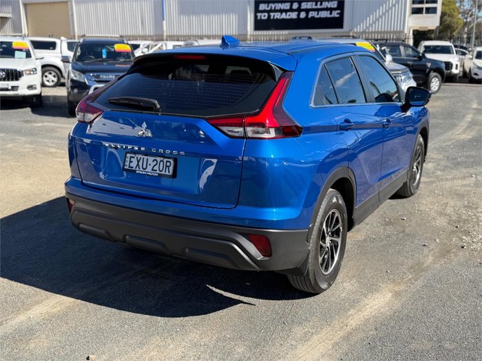 2023 MITSUBISHI ECLIPSE CROSS ES (2WD)